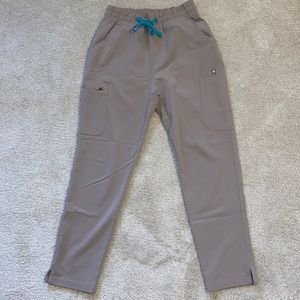 Figs High Waisted Yola Scrub Pants XS/Petite Boulder